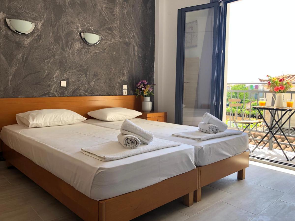 Central Guest House Skiathos Exterior foto
