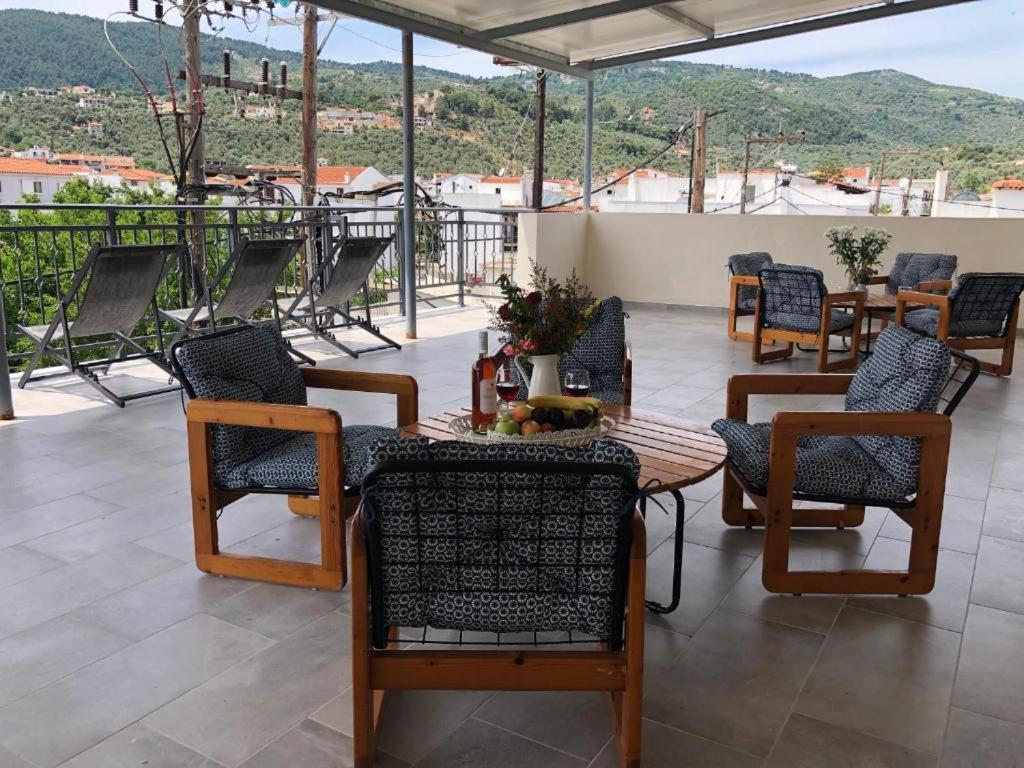Central Guest House Skiathos Exterior foto